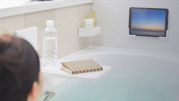 Enjoy a freer and more comfortable bath time