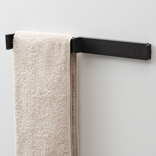 Swing towel hanger