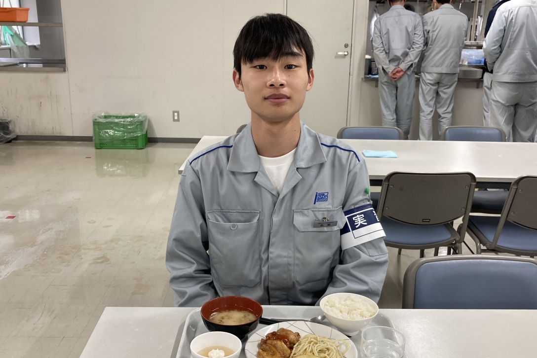 おいしい昼ご飯を食べて、午後からも頑張ります！